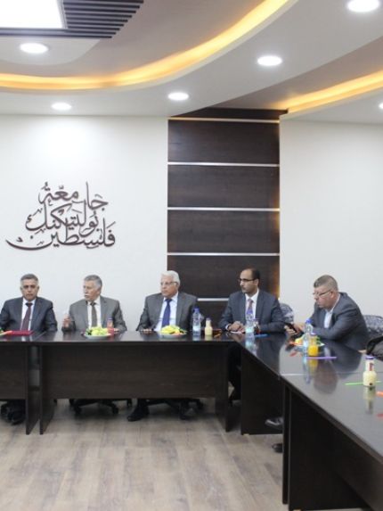 Palestine Polytechnic University (PPU) - جامعة بوليتكنك فلسطين ووزارة الحكم المحلي يوقعان اتفاقية تعاون مشتركة