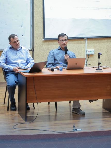 Palestine Polytechnic University (PPU) - جامعة بوليتكنك فلسطين تنظم ورشة علمية حول "استخدام الذكاء الاصطناعي في البحث العلمي