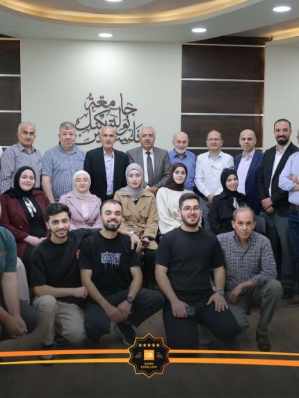 Palestine Polytechnic University (PPU) - بوليتكنك فلسطين والملتقى الأهلي يختتمان برنامج "تدريب حضارة" لتأهيل طلبة العمارة وتعزيز الوعي بالهوية العمرانية لمدينة الخليل