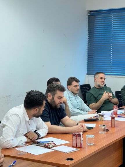 Palestine Polytechnic University (PPU) - عمادة التدريب المهني والتعليم المستمر تعقد ورشة مع القطاع الخاص لتحديث خطة تخصص صيانة الأجهزة الخلوية