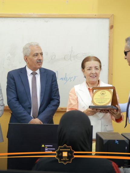Palestine Polytechnic University (PPU) - جامعة بوليتكنك فلسطين وجمعية فلسطين للمكفوفين تختتمان دورة لتعزيز الاستقلالية الرقمية للمكفوفين وضعاف البصر