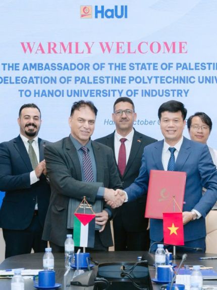 Palestine Polytechnic University (PPU) - في إنجاز أكاديمي غير مسبوق.. جامعة بوليتكنك فلسطين توقّع أول اتفاقية تعاون بين جامعة فلسطينية وأخرى فيتنامية
