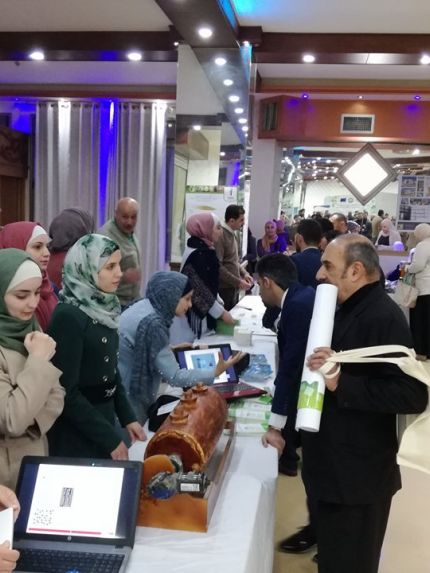 Palestine Polytechnic University (PPU) - جامعة بوليتكنك فلسطين تشارك في المعرض البيئي  "نحو تعزيز مفهوم الإنتاج والاستهلاك المستدامين"