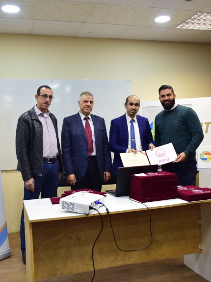 Palestine Polytechnic University (PPU) - جامعة بوليتكنك فلسطين تختتم فعاليات دورة تصميم وتنفيذ أعمال الجبص المصنعة بتقنية CNC