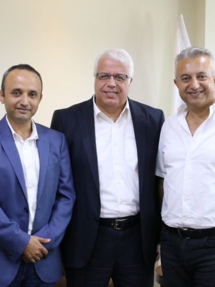 Palestine Polytechnic University (PPU) - جامعة بوليتكنك فلسطين تستقبل وفداً من شركة آكسيس لأجهزة المساحة والجيوماتكس وتبحث آفاق التعاون المشترك