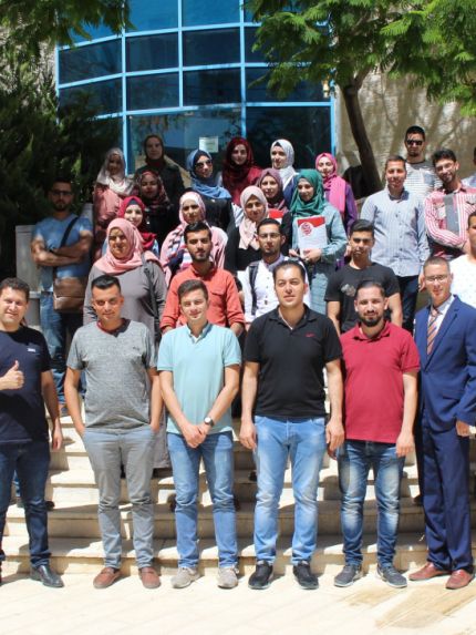 Palestine Polytechnic University (PPU) - جامعة بوليتكنك فلسطين تختتم المرحلة الأولى من تدريبات برنامج إجادة لريادة الأعمال