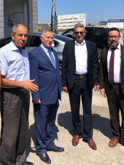 Palestine Polytechnic University (PPU) - رئيس مجلس أمناء جامعة بوليتكنك فلسطين يتفقد مركز فحص السيارات التابع للجامعة في بيت لحم