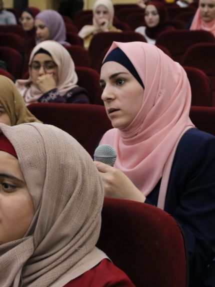 Palestine Polytechnic University (PPU) - جامعة بوليتكنك فلسطين تعقد ندوة طبية توعوية حول سرطان الثدي