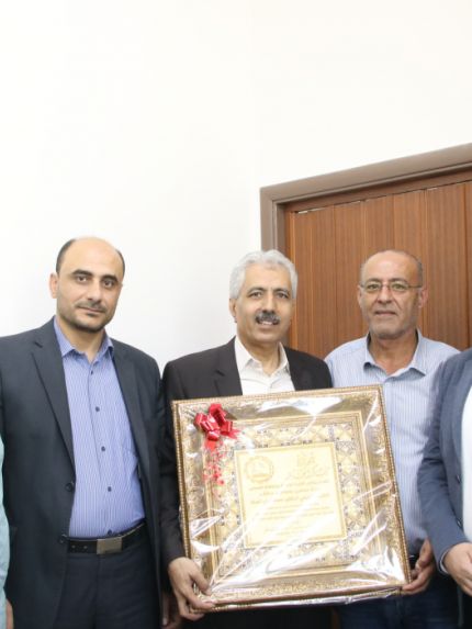 Palestine Polytechnic University (PPU) - جامعة بوليتكنك فلسطين تحتفي بأكبر خريجيها سناً