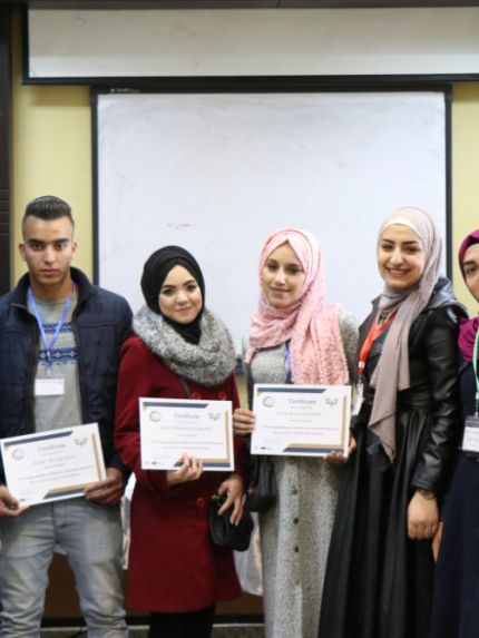 Palestine Polytechnic University (PPU) - طلبة مساق أساليب البحث العلمي تخصص التغذية في جامعة بوليتكنك فلسطين ينظمون فعالية بعنوان "صناع التغيير"