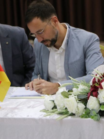Palestine Polytechnic University (PPU) - جامعة بوليتكنك فلسطين توقع اتفاقية "مشروع تطوير برامج مهنية في مجال "مشغلي آلات إنتاجية وصناعية"” تحت إطار برنامج التعليم والتدريب المهني والتقني الموجه نحو الطلب