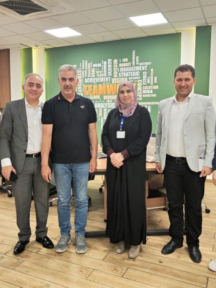 Palestine Polytechnic University (PPU) - جامعة بوليتكنك فلسطين وإزدهار فلسطين للتنمية تبحثان آفاق التعاون المشترك