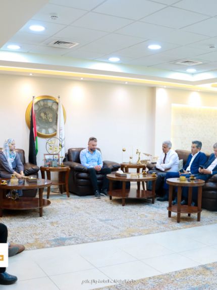 Palestine Polytechnic University (PPU) - وفد من وزارة الاقتصاد الوطني والوكالة السويسرية للتنمية والتعاون يزور جامعة بوليتكنيك فلسطين