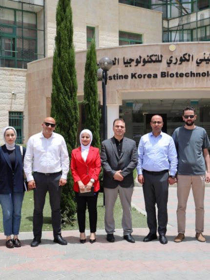 Palestine Polytechnic University (PPU) - وفد من بلدية الخليل يزور جامعة بوليتكنك فلسطين لبحث سبل التعاون على مستوى العلاقات الدولية