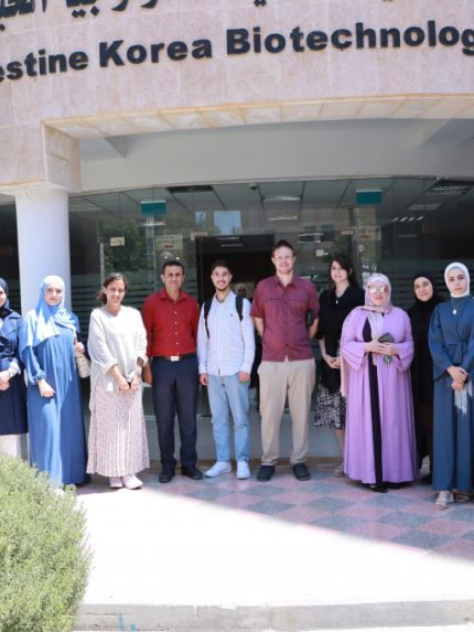 Palestine Polytechnic University (PPU) - ورشة تحاورية دولية في كلية التمريض تجمع طلبة فلسطين ونظرائهم من الولايات المتحدة لتعزيز التبادل المعرفي والثقافي