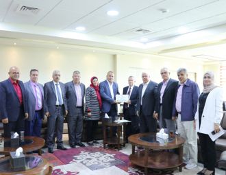 جامعة بوليتكنك فلسطين تستقبل الوزير ناصر قطامي  مستشار …