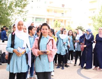 جامعة بوليتكنك فلسطين تستقبل مدرسة الفجر الأساسية المخت…