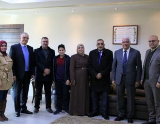 شركة الوفاء للصناعات البلاستيكية تهنئ جامعة بوليتكنك فل…