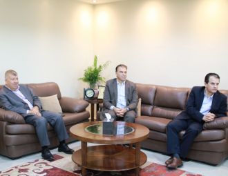 جامعة بوليتكنك فلسطين واليونسكو يبحثان آفاق التعاون الم…