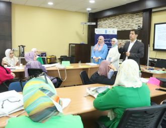 جامعة بوليتكنك فلسطين تباشر تدريبات التفكير التصميمي ضم…